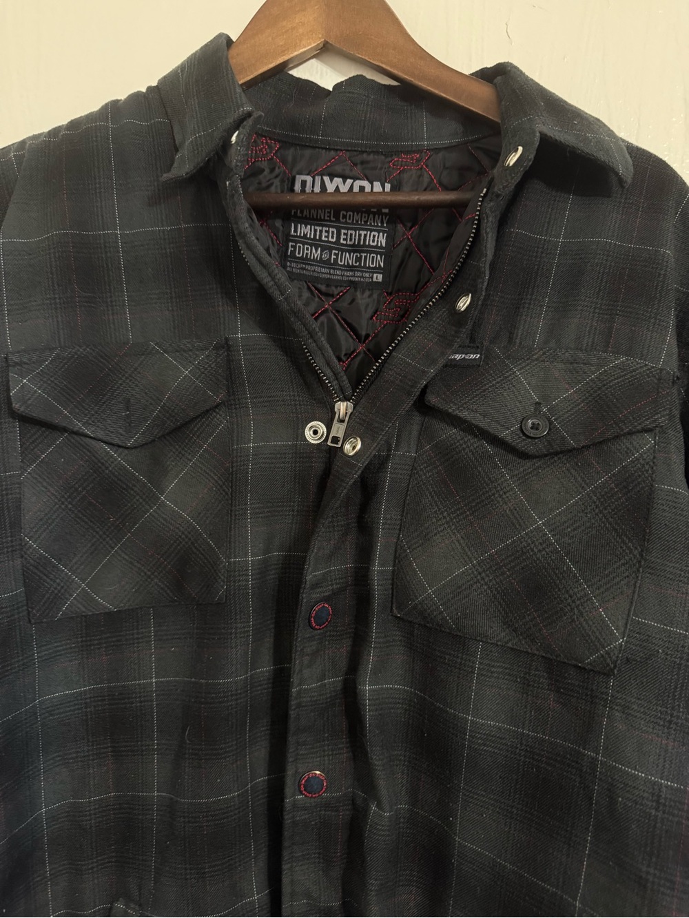 Dixxon Flannel Quilted Lined Shirt Jacket Mens Large Black Plaid Shacket Snap - Picture 4 of 12